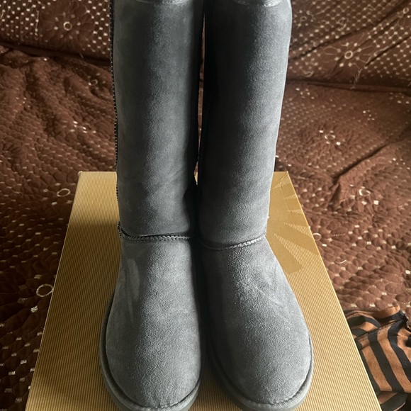 UGG Gray Suede Boots - Picture 1 of 3